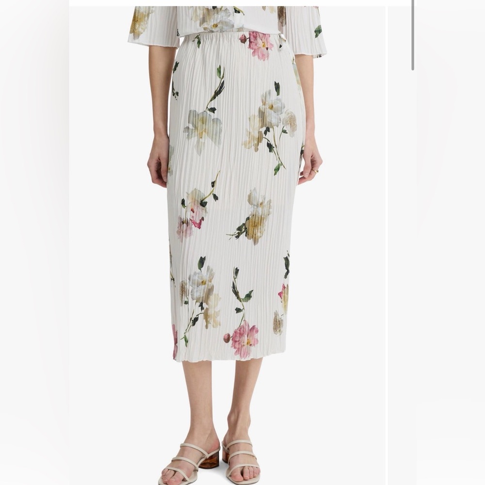NWT Vince Wilted Peony Pleated Side-Tie Skirt - Small